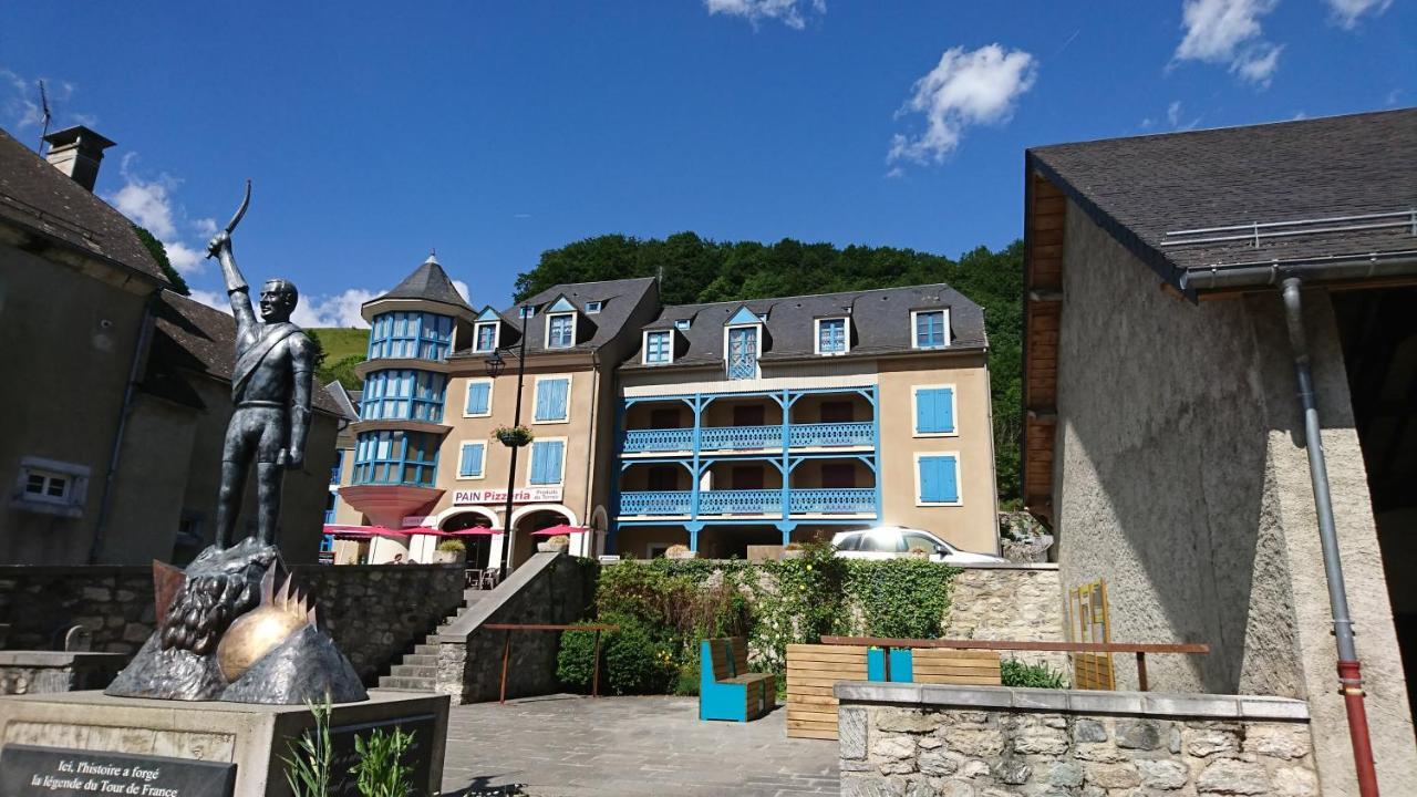 Joli Avec Balcon Donnant Sur La Montagne *