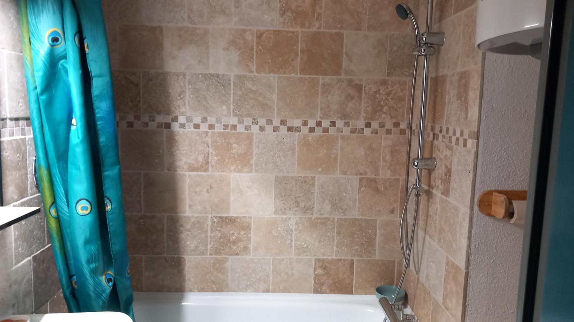 Joli Avec Balcon Donnant Sur La Montagne Appartement *